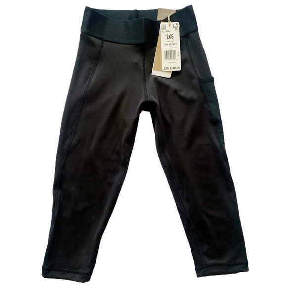 Adidas Capri Mid-Rise Training Leggings with Side Pocket - Picture 3 of 12